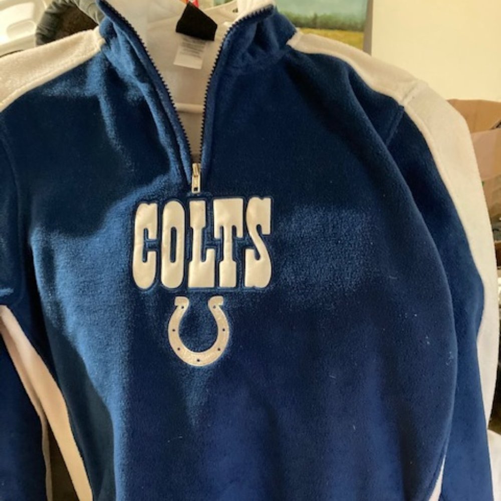 Colts Pullover